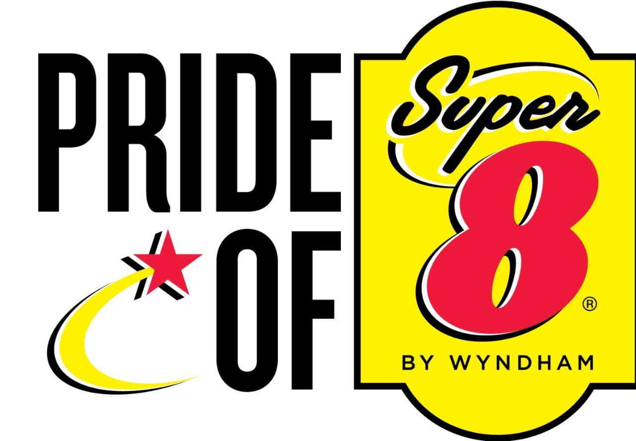 Super 8 By Wyndham Lake City Εξωτερικό φωτογραφία
